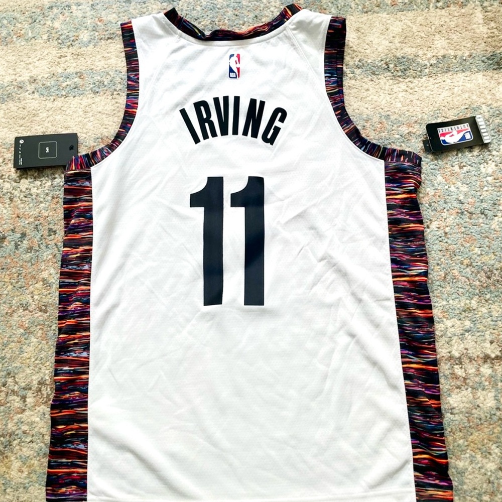 Bed-Stuy NiKE Kyrie Irving  (14-16 ) young